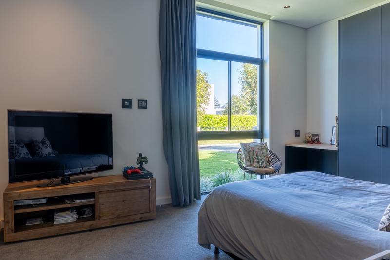 5 Bedroom Property for Sale in Val De Vie Estate Western Cape